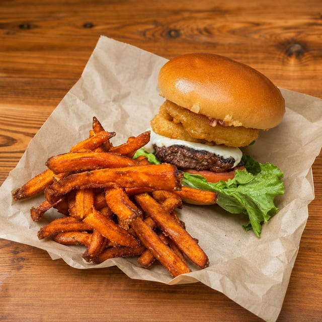 Outlaw Burger.