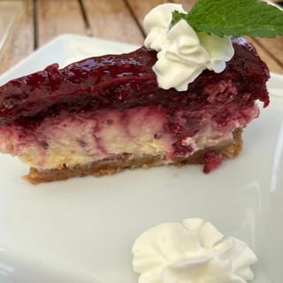 Blackberry cheesecake