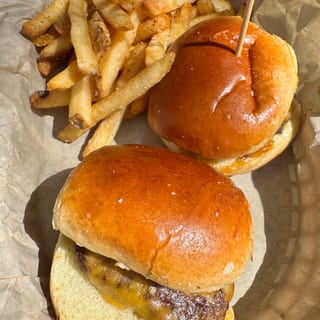Kids Burger & Fries