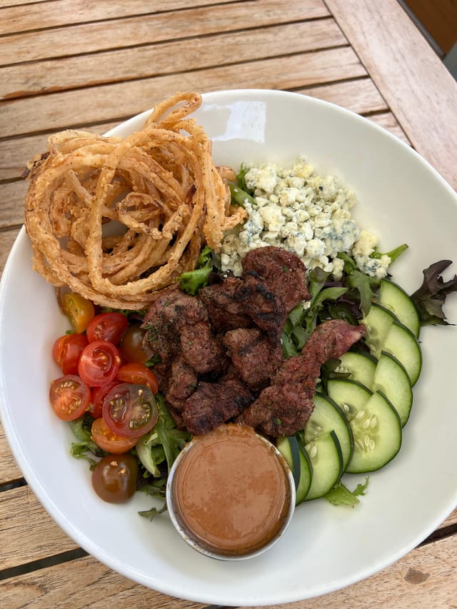 Black and Blue Steak Salad